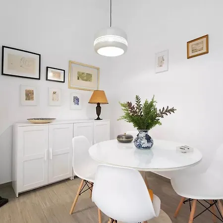 Precioso Con Patio Interior Apartmán