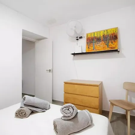 Precioso Con Patio Interior