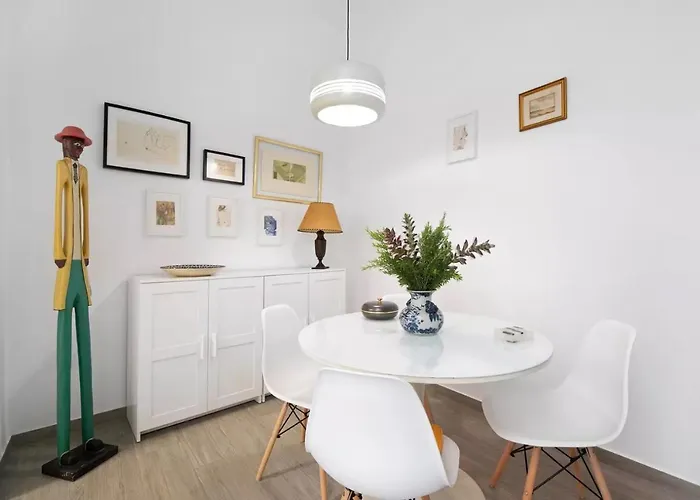 Precioso Con Patio Interior Apartment