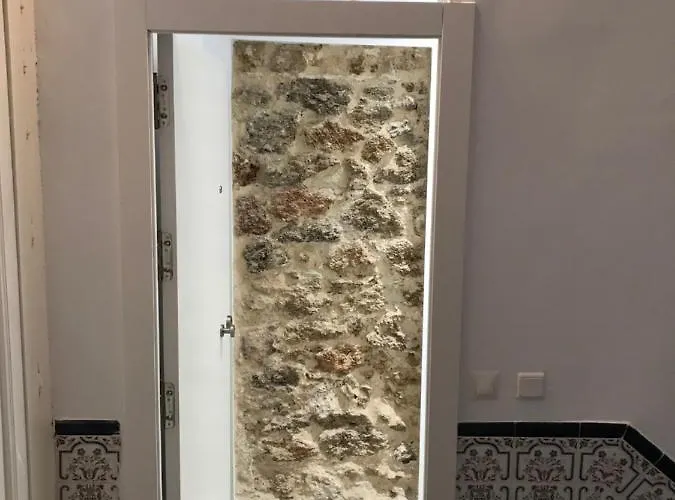 Precioso Con Patio Interior דירה