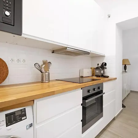 Precioso Con Patio Interior * كاديز