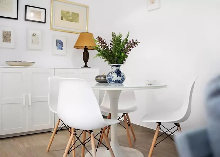 Precioso Con Patio Interior